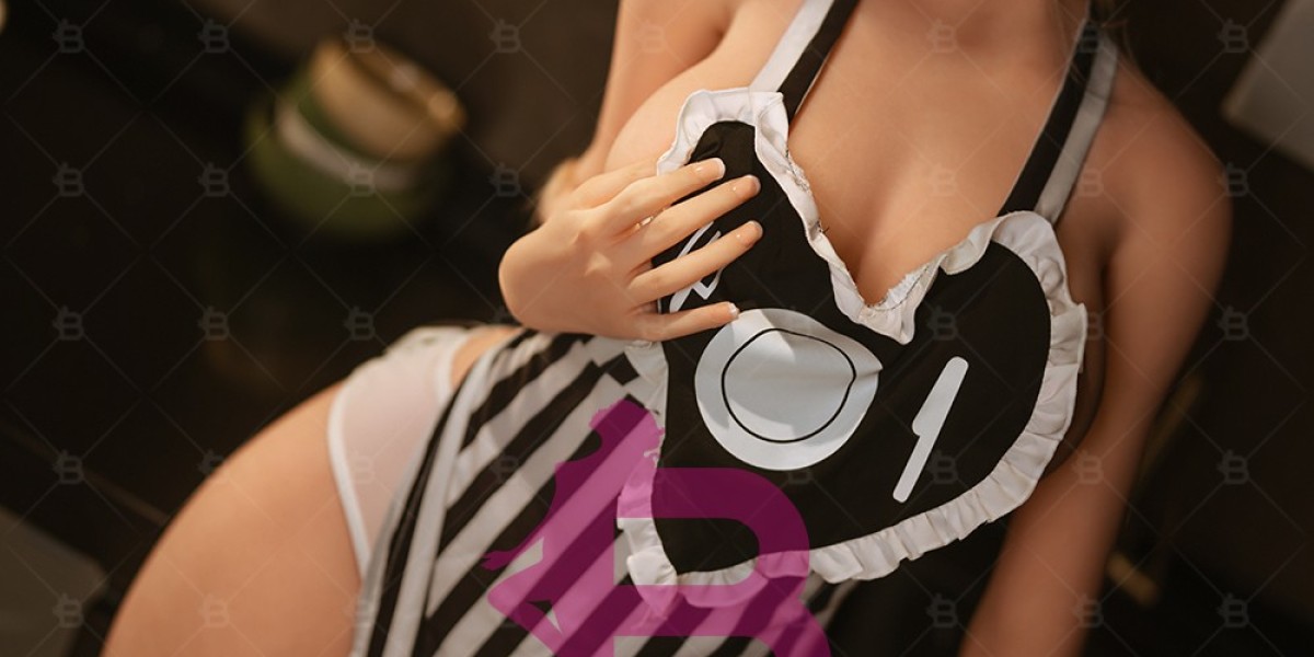 Consciously Choosing How to Shape the Personal Experience with Love Doll