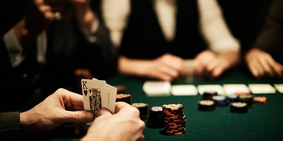 The Evolution of Online Casino Bonuses: From Welcome Offers to Loyalty Programs in 2026